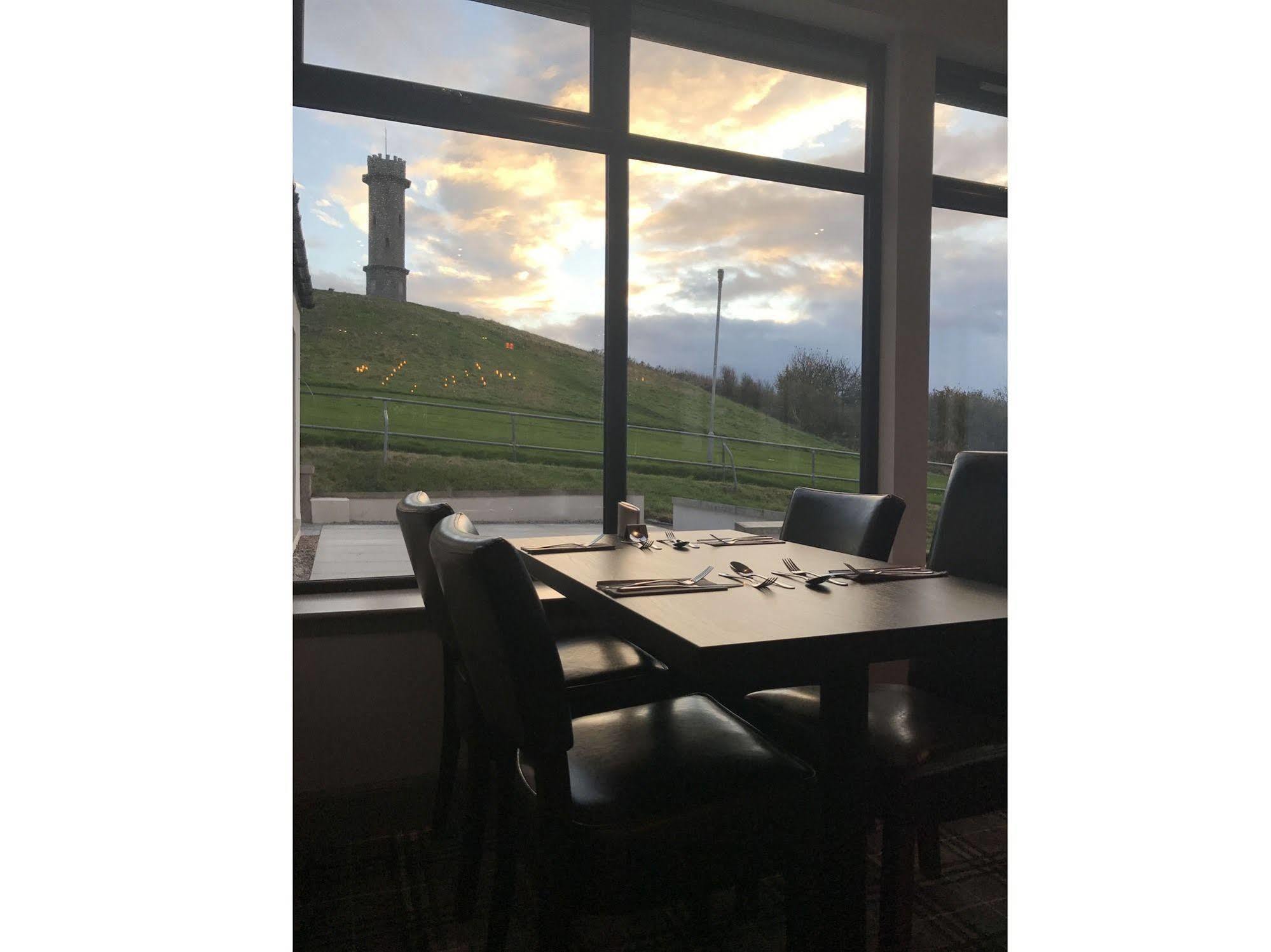 The Knowes Hotel & Restaurant Macduff 外观 照片