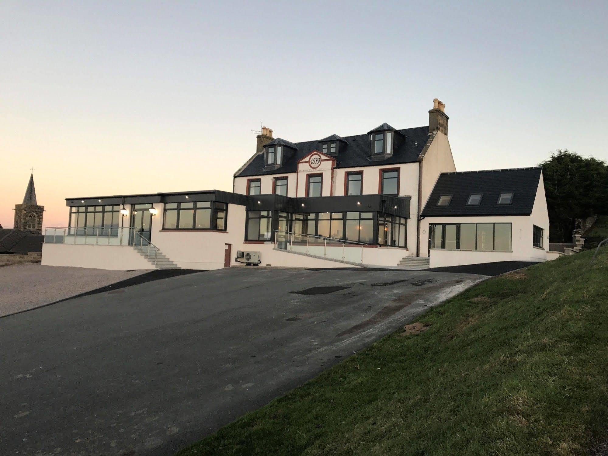 The Knowes Hotel & Restaurant Macduff 外观 照片